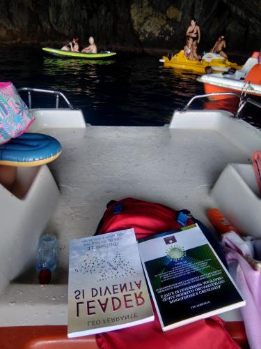 Alleniamoci-alla-leadership_Praia_mare_Leader_si_diventa_Innovazione_e_creatività-02